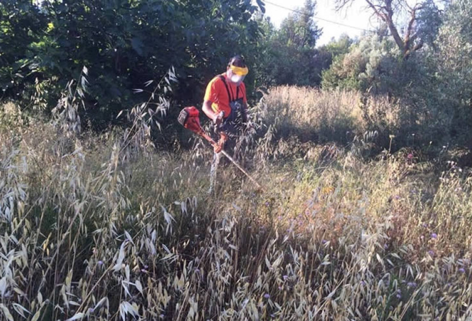 Με δωρεά μηχανημάτων θα κοπούν τα χόρτα στις Σέρρες Με δωρεά μηχανημάτων θα κοπούν τα χόρτα στις Σέρρες