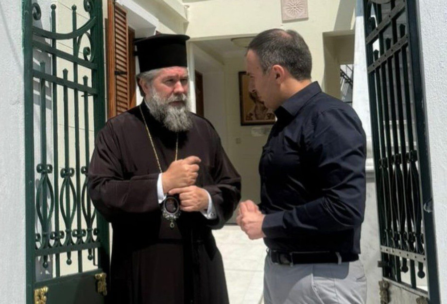 Στο Κέντρο Μελέτης Ιστορίας και Πολιτισμού της Εκκλησίας των Σερρών ξεναγήθηκε ο Τάσος Χατζηβασιλείου από τον Μητροπολίτη μας Στο Κέντρο Μελέτης Ιστορίας και Πολιτισμού της Εκκλησίας των Σερρών ξεναγήθηκε ο Τάσος Χατζηβασιλείου από τον Μητροπολίτη μας