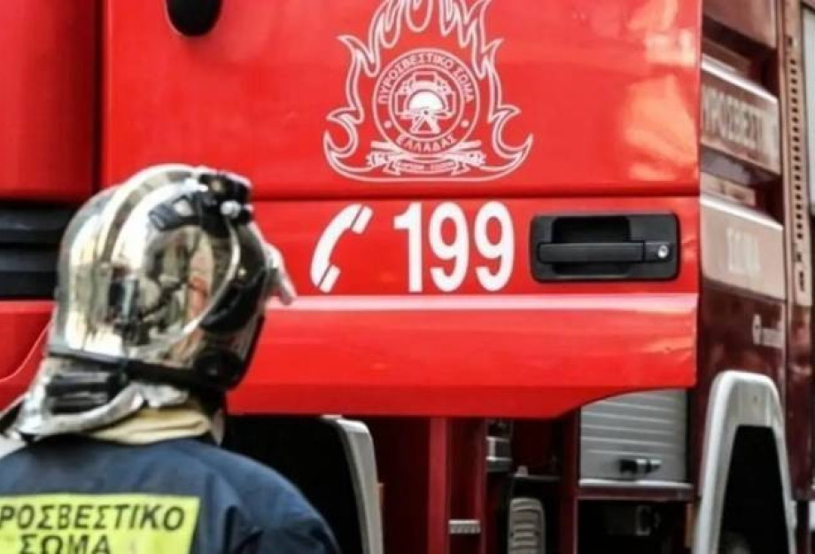 Αυτοκίνητο έπεσε σε γκρεμό στην Κατερίνη - Γυναίκα απεγκλωβίστηκε τραυματισμένη Αυτοκίνητο έπεσε σε γκρεμό στην Κατερίνη - Γυναίκα απεγκλωβίστηκε τραυματισμένη