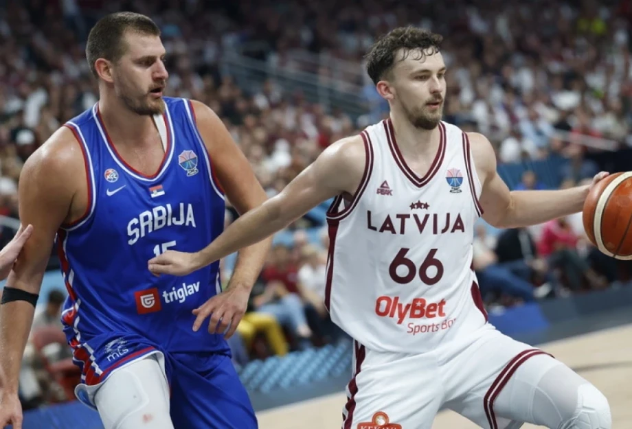 EuroBasket 2025, Λετονία - Σερβία 80-84: Συνέχισε την αήττητη προέλαση της με τον Γιόκιτς να σταματά στους 39 πόντους EuroBasket 2025, Λετονία - Σερβία 80-84: Συνέχισε την αήττητη προέλαση της με τον Γιόκιτς να σταματά στους 39 πόντους