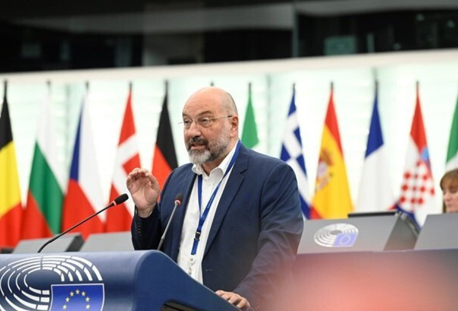 Σάκης Αρναούτογλου: Ένας χρόνος στην υπηρεσία του πολίτη. Σάκης Αρναούτογλου: Ένας χρόνος στην υπηρεσία του πολίτη.
