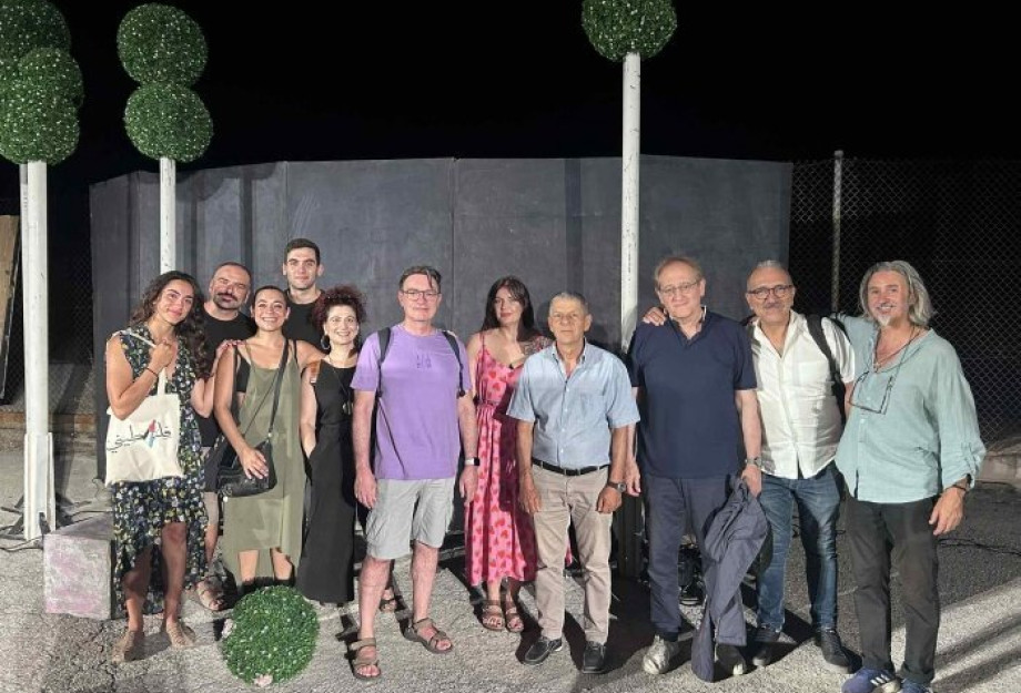 ΔΗΠΕΘΕ Σερρών-Ο «Γιατρός με το Στανιό» συνεχίζει το θεατρικό του ταξίδι ΔΗΠΕΘΕ Σερρών-Ο «Γιατρός με το Στανιό» συνεχίζει το θεατρικό του ταξίδι
