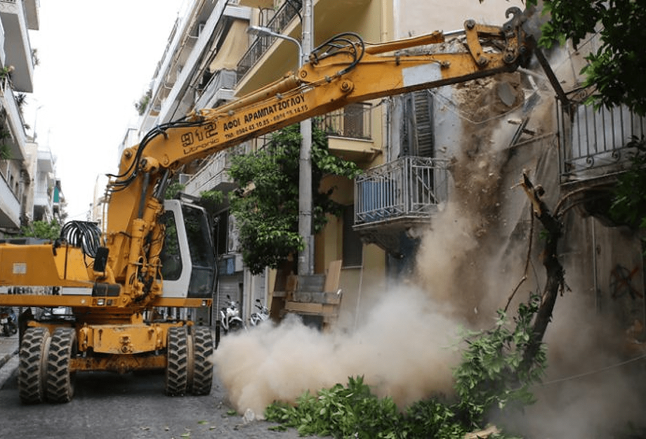 Προσωρινές κυκλοφοριακές ρυθμίσεις επί της οδού Σιγής αρ. 1 και Προύσης για λόγους δημόσιας ασφάλειας, κατά την κατεδάφιση κτιρίου Προσωρινές κυκλοφοριακές ρυθμίσεις επί της οδού Σιγής αρ. 1 και Προύσης για λόγους δημόσιας ασφάλειας, κατά την κατεδάφιση κτιρίου