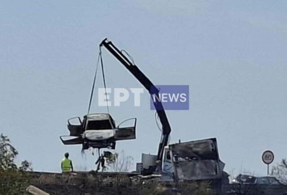 Κομοτηνή: Τροχαίο δυστύχημα με 3 νεκρούς στην Εγνατία οδό στο ύψος των διοδίων του Ιάσμου – Προκλήθηκε φωτιά σε αγροτοδασική έκταση Κομοτηνή: Τροχαίο δυστύχημα με 3 νεκρούς στην Εγνατία οδό στο ύψος των διοδίων του Ιάσμου – Προκλήθηκε φωτιά σε αγροτοδασική έκταση