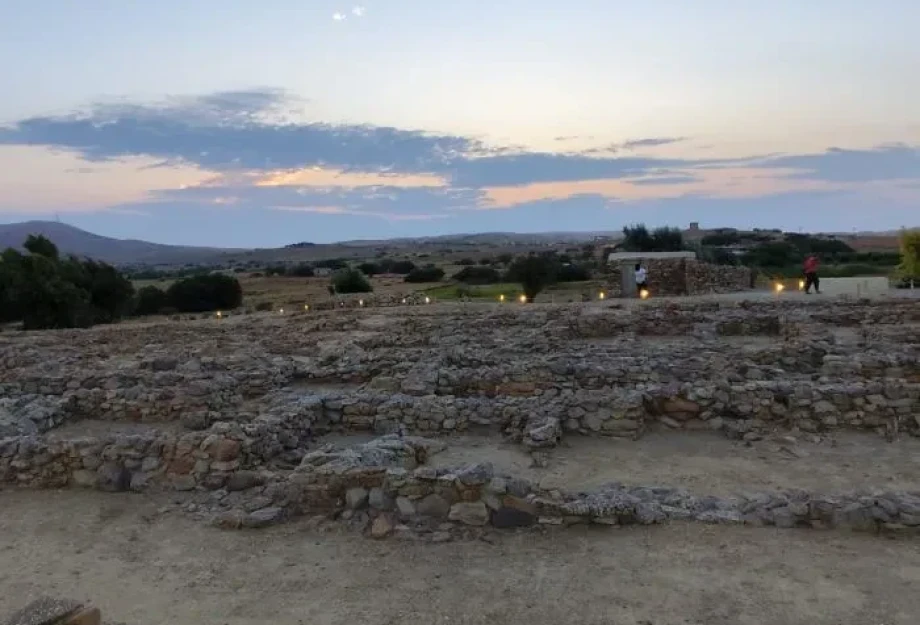 Λίνα Μενδώνη:Η Πολιόχνη είναι μοχλός βιώσιμης ανάπτυξης, για τη Λήμνο Λίνα Μενδώνη:Η Πολιόχνη είναι μοχλός βιώσιμης ανάπτυξης, για τη Λήμνο