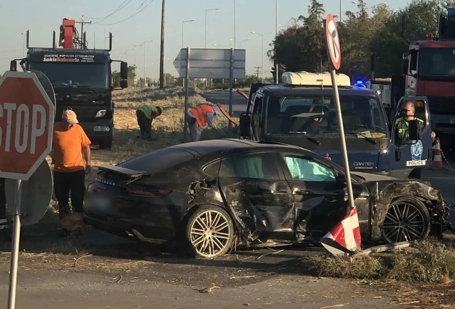 Τροχαίο με εγκατάλειψη στη Θέρμη: Συνελήφθη η 45χρονη οδηγός του πολυτελούς οχήματος – Βρέθηκε θετική σε αλκοτέστ Τροχαίο με εγκατάλειψη στη Θέρμη: Συνελήφθη η 45χρονη οδηγός του πολυτελούς οχήματος – Βρέθηκε θετική σε αλκοτέστ