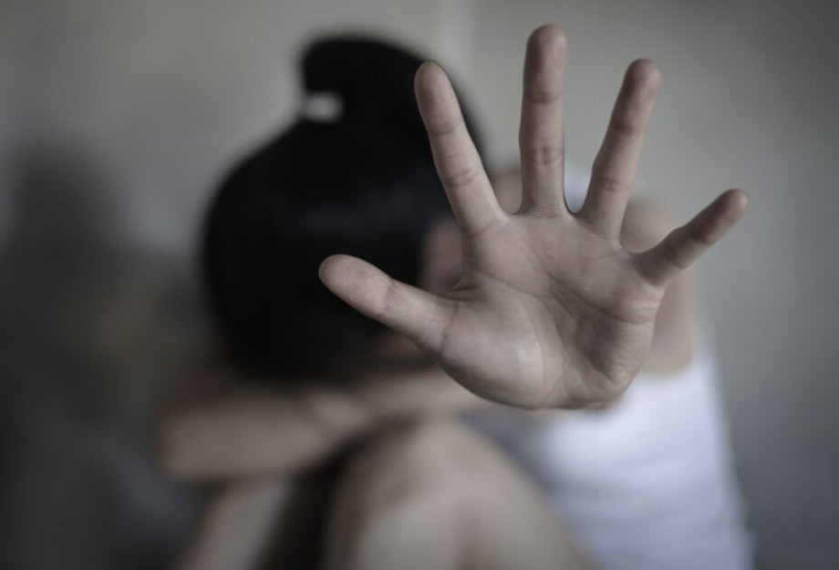 Φρίκη: 43χρονος βiασε 14χρονη με νοητική υστέρηση έξω από εκκλησία Φρίκη: 43χρονος βiασε 14χρονη με νοητική υστέρηση έξω από εκκλησία