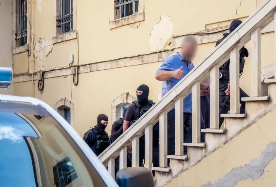 Έρχονται νέες συλλήψεις για την υπόθεση εκβιασμών με τους αστυνομικούς στα Χανιά