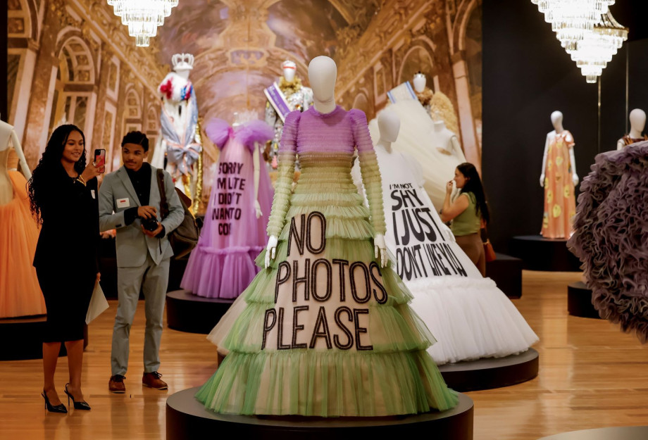 Τη μόδα και την τέχνη γεφυρώνει η έκθεση «Viktor&Rolf. Fashion Statements» στην Ατλάντα