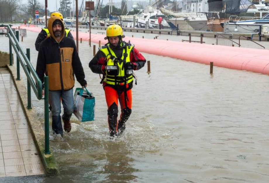 Γαλλία: Δύο νεκροί και μια γυναίκα σοβαρά τραυματισμένη από την καταιγίδα «Έϊμι»