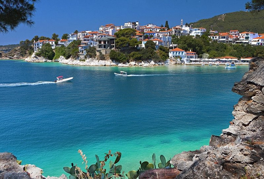 Νεκρή γυναίκα σε παραλία της Κατερίνης