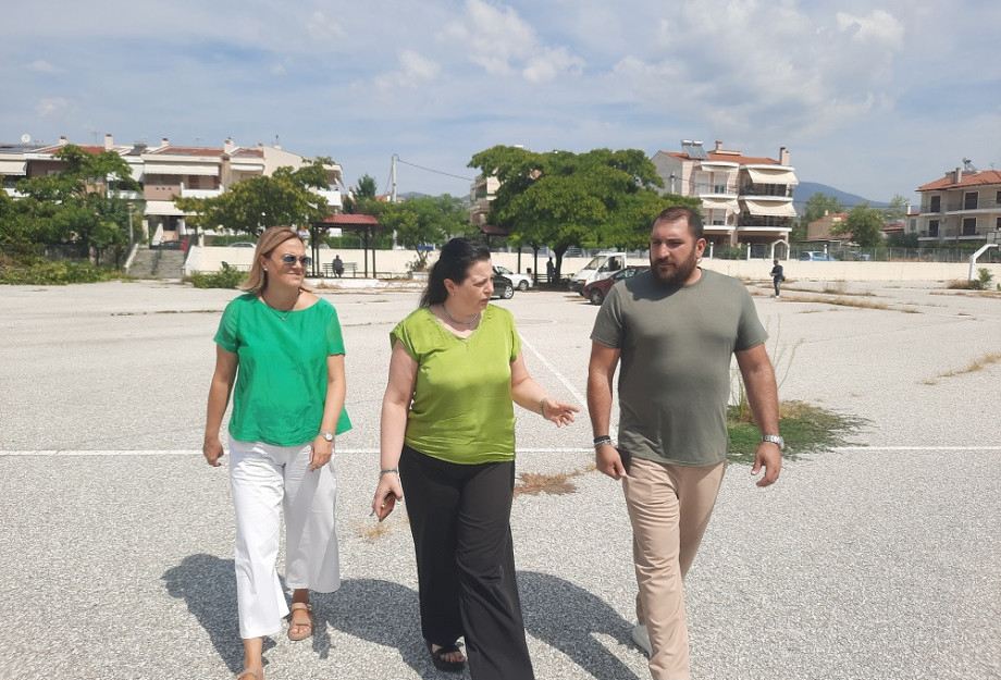 Βαρβάρα Μητλιάγκα-Η φροντίδα για τα σχολεία μας θα συνεχίζεται καθημερινά Βαρβάρα Μητλιάγκα-Η φροντίδα για τα σχολεία μας θα συνεχίζεται καθημερινά