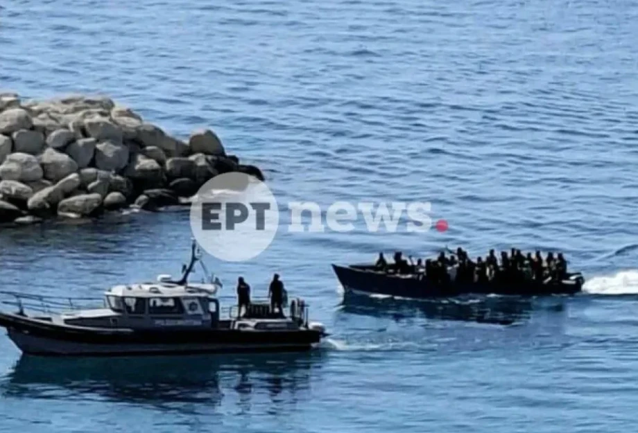 Εντοπίστηκαν και διασώθηκαν 69 αλλοδαποί νοτιοανατολικά της Γαύδου