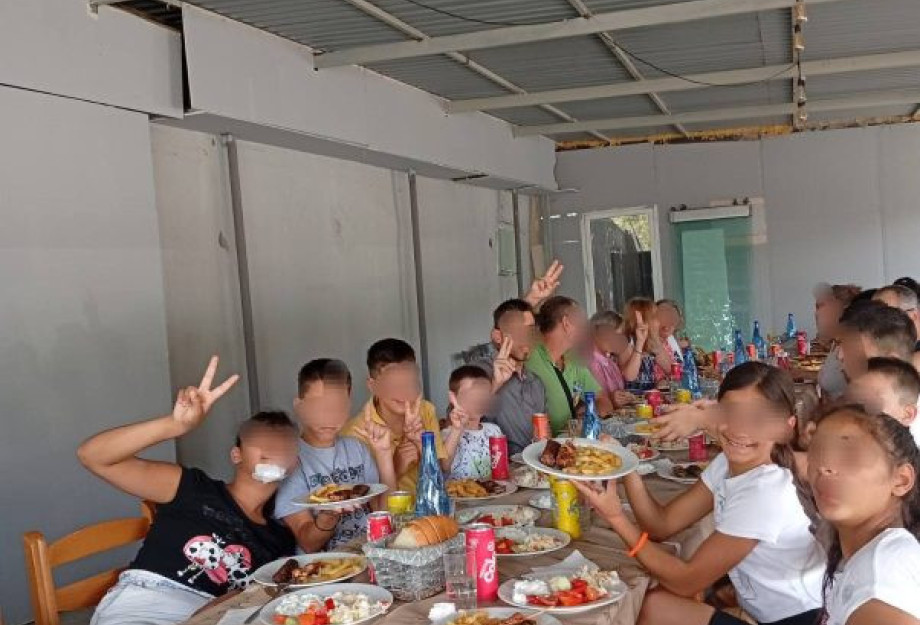 Για τα παιδιά του παραρτήματος ΑΑΑμεα Σερρών: Γεύμα αγάπης του Ε.Φ.Τ. του ιερού Μητροπολιτικού Ναού Παμμ. Ταξιαρχών Σερρών