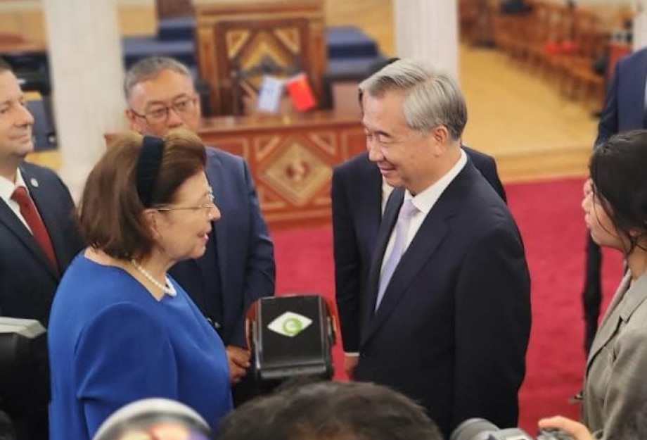 Λίνα Μενδώνη: «Ελλάδα και Κίνα εμβαθύνουν διαρκώς τη συνεργασία τους με όχημα τη γνώση και τον πολιτισμό»