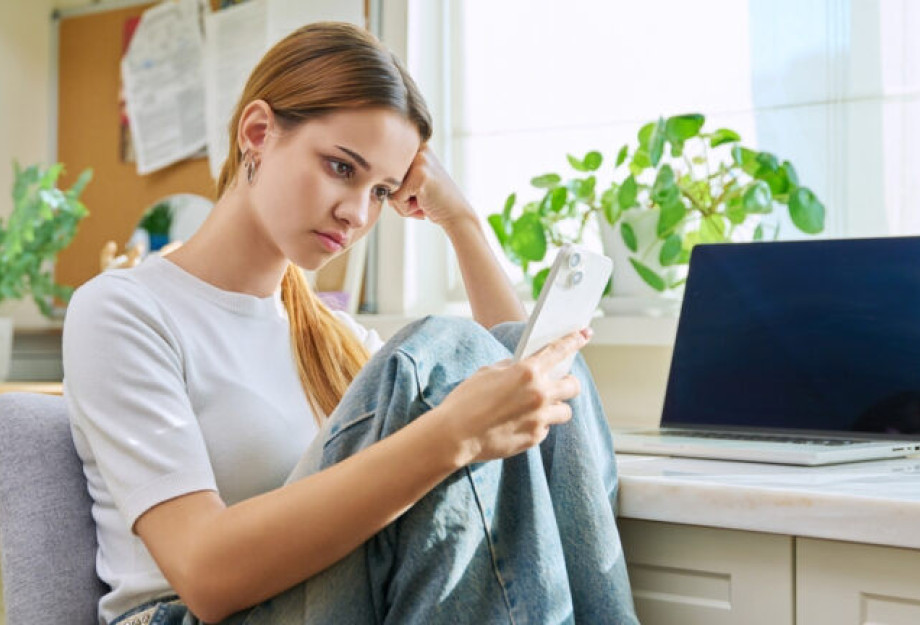 Η μοναξιά ωθεί τους «νυχτερινούς» τύπους σε αυτόν τον εθισμό