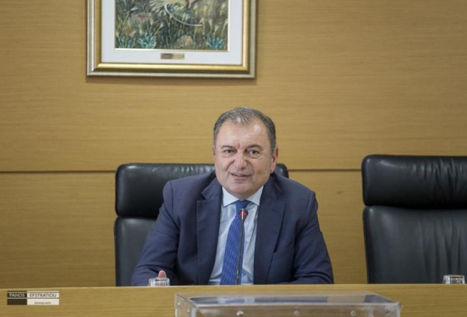 Ενότητα και Διαφάνεια στην πράξη υπόσχεται η νέα ΠΕΔ Ενότητα και Διαφάνεια στην πράξη υπόσχεται η νέα ΠΕΔ