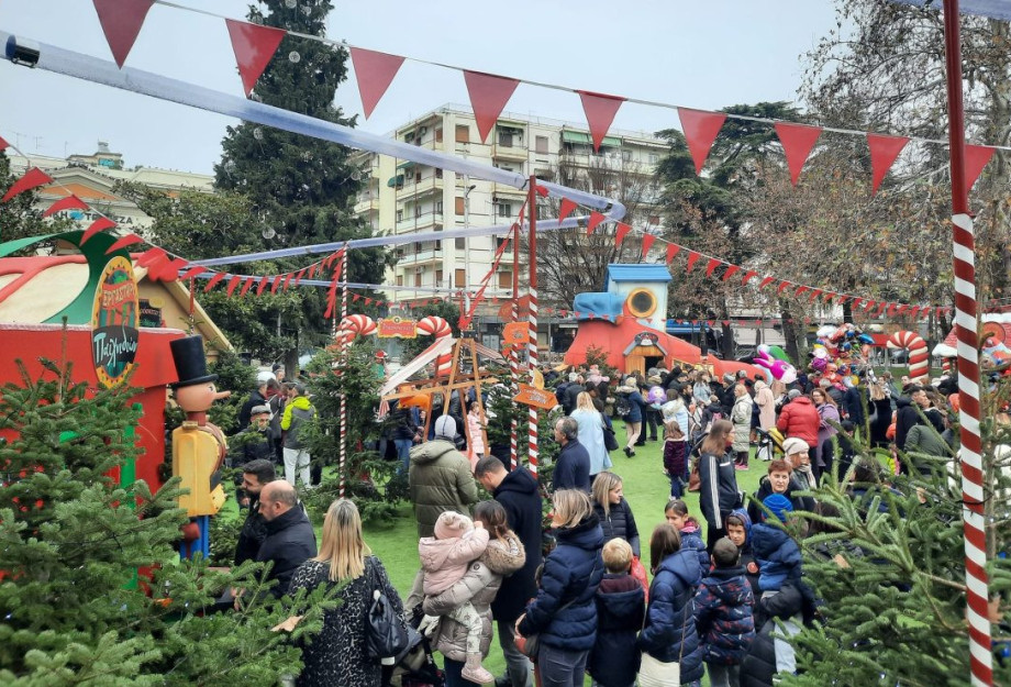 Πολιτεία των Ευχών - Σέρρες: 370.000 ευρώ με απευθείας αναθέσεις - Η Βαρβάρα Μητλιάγκα Πρωταθλήτρια στις απευθείας αναθέσεις