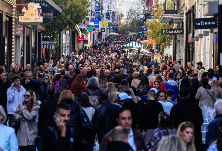Από τη Κυριακή 14 Δεκεμβρίου σε ισχύ το εορταστικό ωράριο της αγοράς