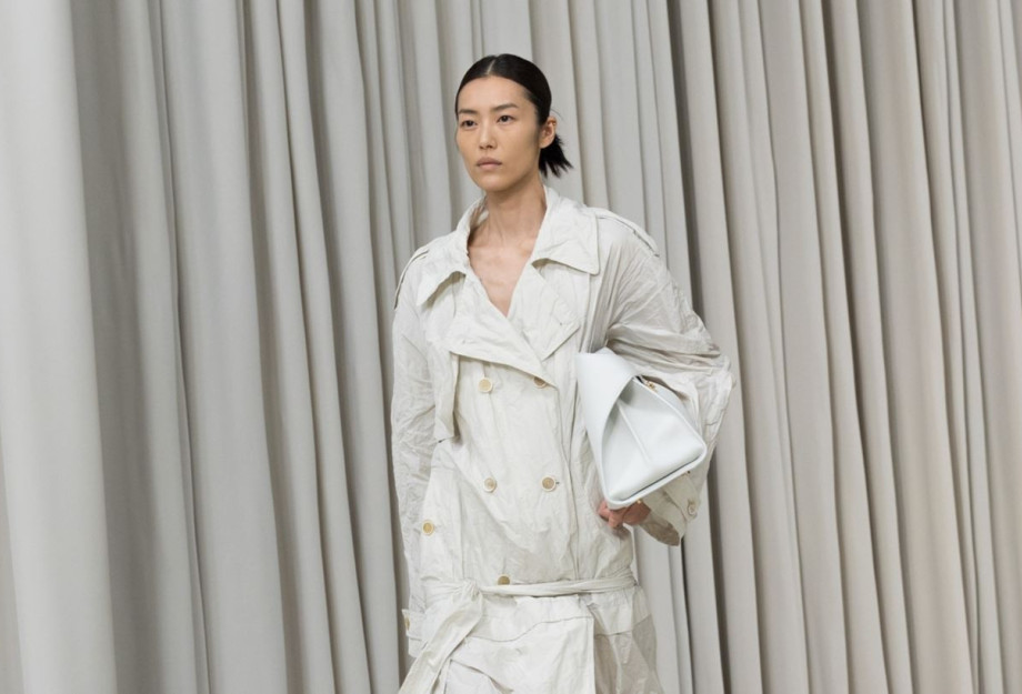 Τα τσαλακωμένα ρούχα δεν θεωρούνται πλέον faux-pas-Η τάση που κάνει την καθημερινότητά μας πιο εύκολη