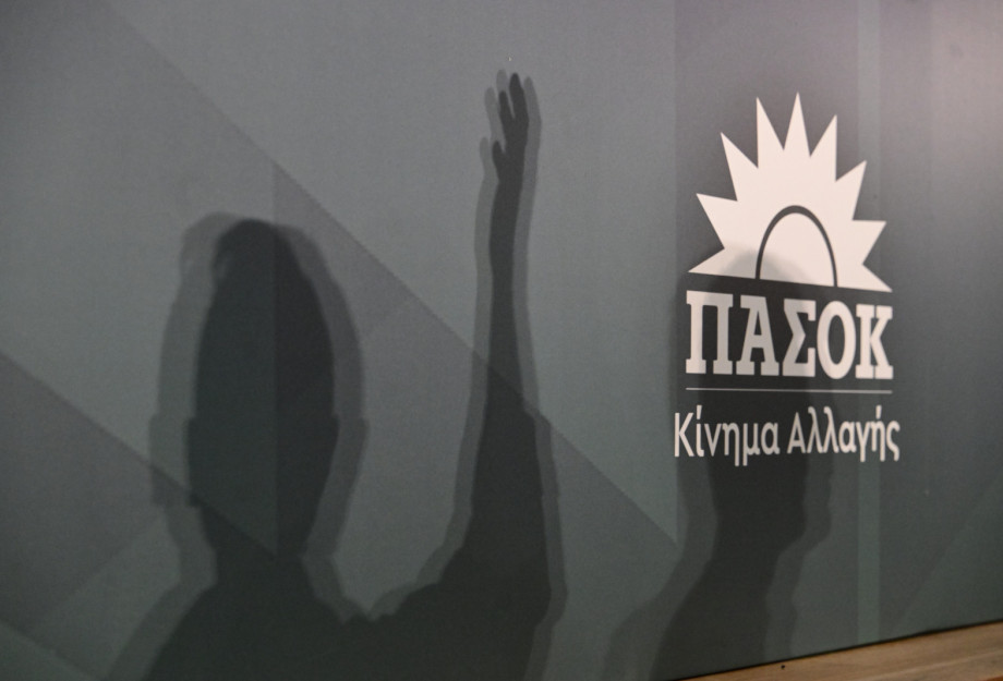 Σύμφωνα με το ΠΑΣΟΚ 135 έργα έξω από το Ταμείο Ανάκαμψης