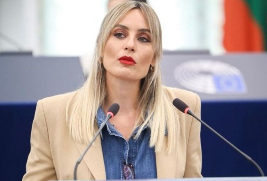 Ελεονώρα Μελέτη -Τα Γλυπτά του Παρθενώνα είναι σύμβολο όχι ντεκόρ δεξιώσεων