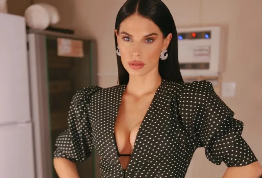 Χριστίνα Μπόμπα: «Θέλω να φτιάξω το στήθος μου»