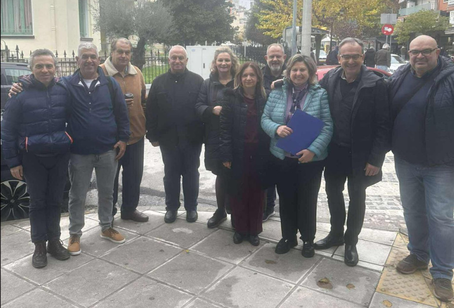 Σέρρες - Η ΔΑΚΕ του Δημοσίου Τομέα έκανε περίπατο στην Εκτελεστική Γραμματεία της ΑΔΕΔΥ