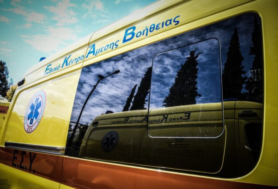 Τροχαίο με μια τραυματία στο Χαλάνδρι – Αναποδογύρισε αυτοκίνητο