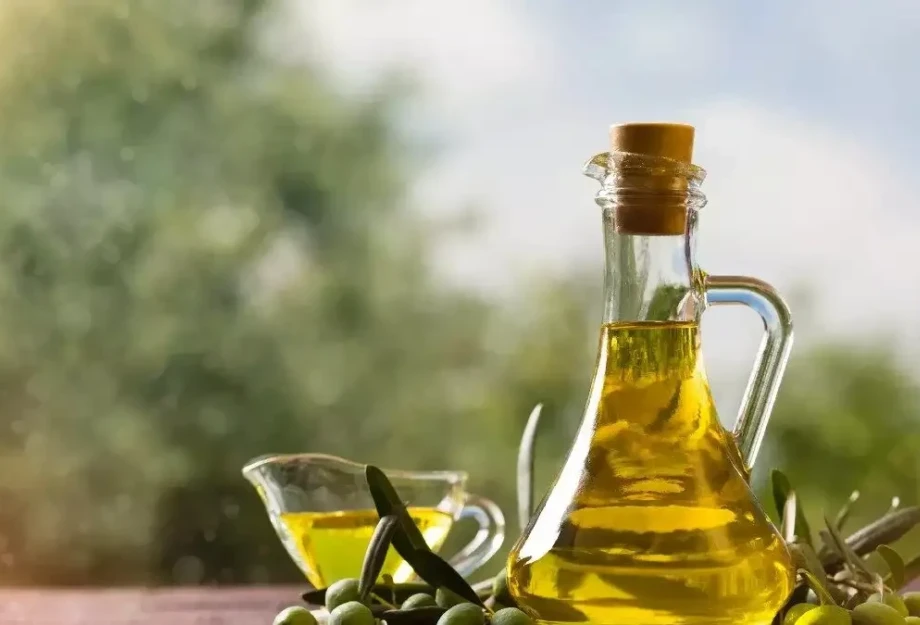 Πού θα κυμανθεί φέτος η παραγωγή και η τιμή του ελαιολάδου