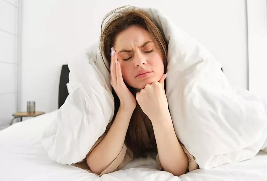 Γιατί δεν «σηκώνουμε» το αλκοόλ όσο μεγαλώνουμε; Ένας επιστήμονας εξηγεί