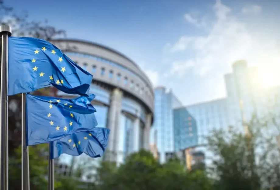 Εκταμίευση 2,1 δισ. ευρώ από το Ταμείο Ανάκαμψης και Ανθεκτικότητας προς την Ελλάδα