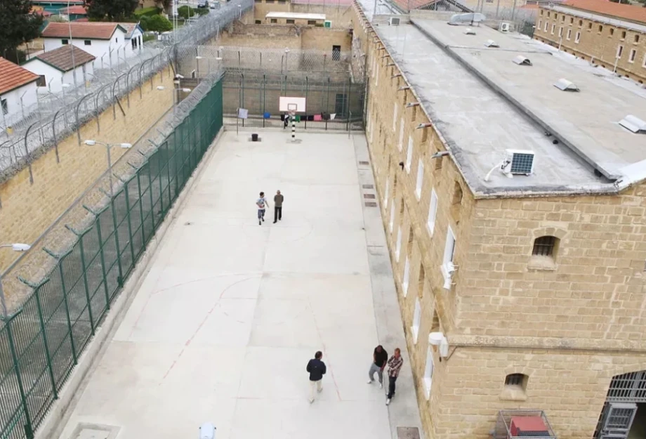 Τραγωδία στην Κύπρο: Αυτοκτόνησε 23χρονος κατάδικος, τον χρησιμοποιούσαν ως σκλάβο οι «βαρόνοι» της φυλακής