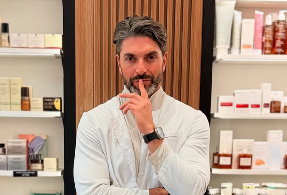 Η απάντηση του Σπύρου Μαρτίκα μετά τις αντιδράσεις στις AI φωτογραφίες με τον Παντελή Παντελίδη