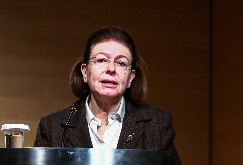 H Λίνα Μενδώνη για την απώλεια του Νίκου Στεφάνου