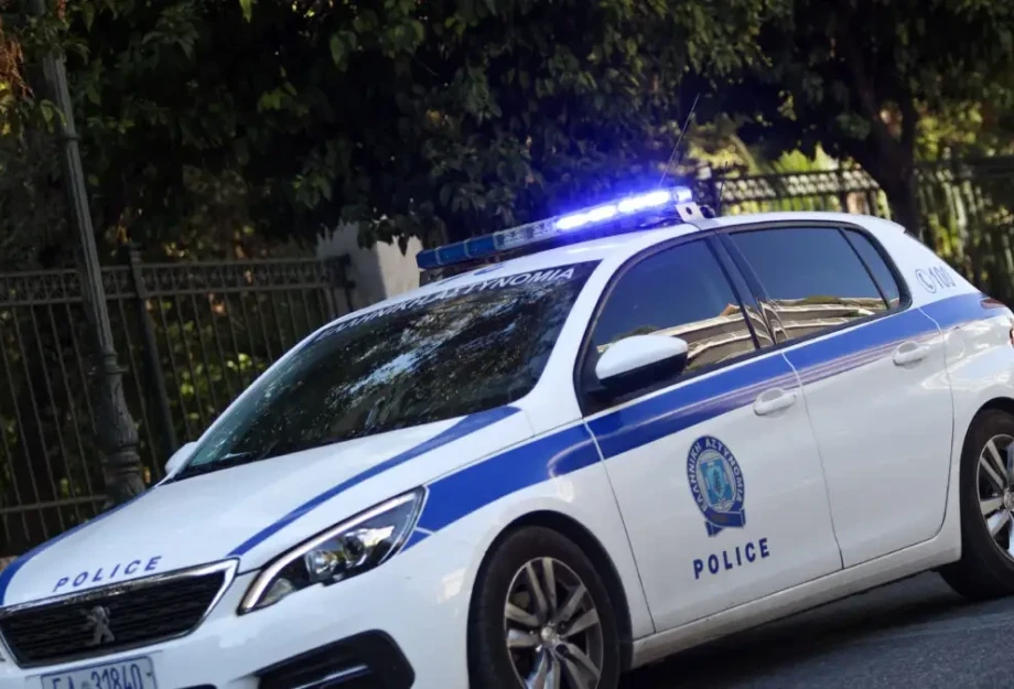 Νέο Ηράκλειο: 16χρονος λήστεψε 12χρονες με απειλή μαχαιριού – Έκλεψε το κινητό της μίας και αργότερα συνελήφθη