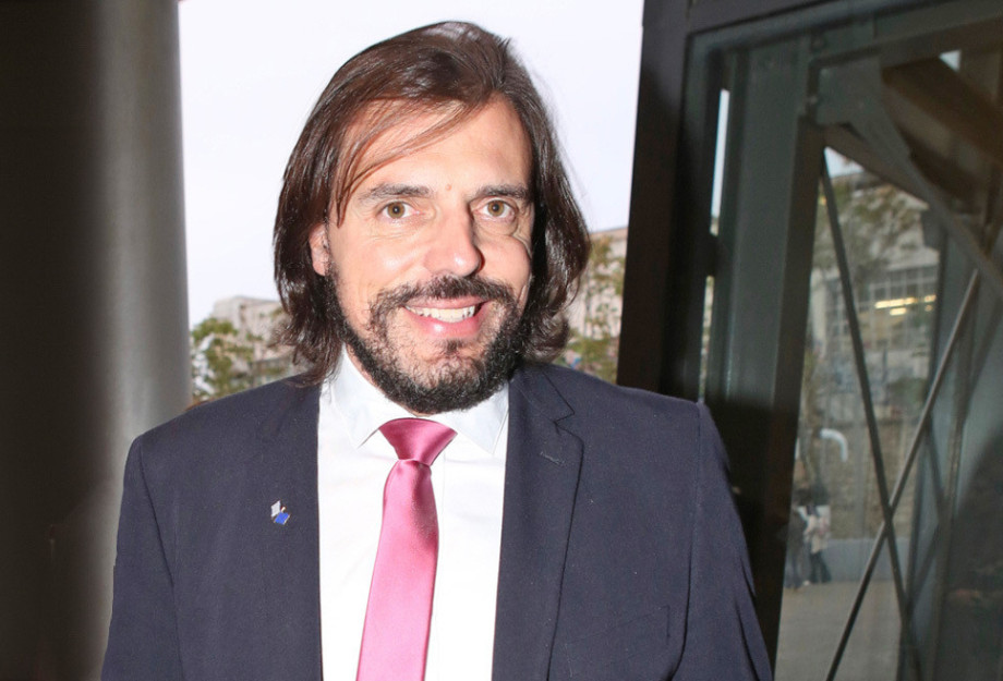 Πέτρος Παππάς, που από τον ΣΥΡΙΖΑ βρέθηκε με μεταγραφή στο ΠΑΣΟΚ