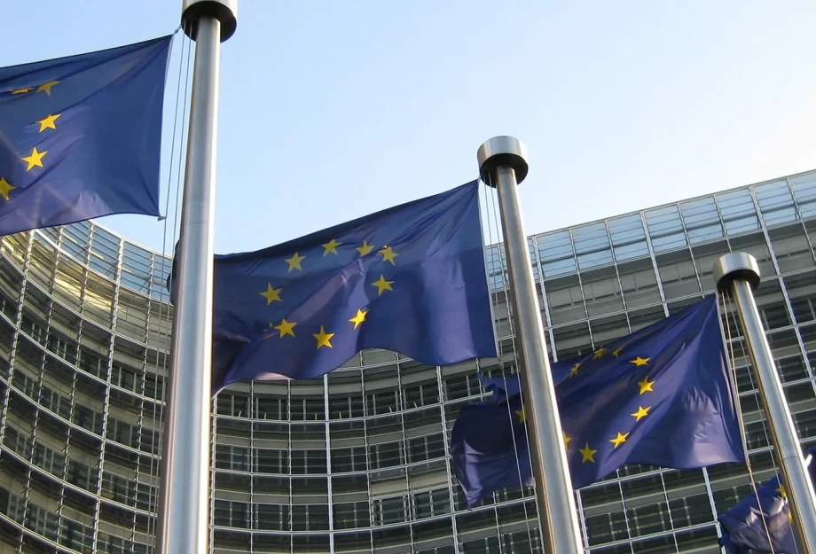 ΕΣΕΕ -Η διπλή μάχη της Ευρώπης κατά του αθέμιτου ανταγωνισμού