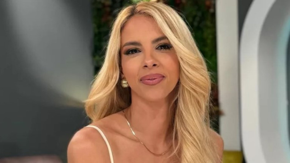 Η Τζένη Μελιτά βρήκε το ωραιότερο σχέδιο για κοντά νύχια