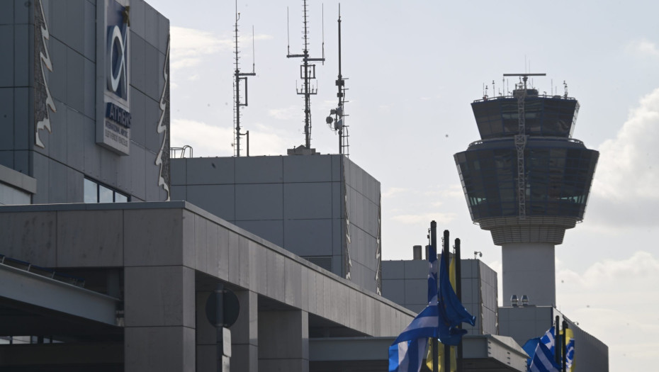 Μπλακ άουτ στα αεροδρόμια: Μαζική παρεμβολή σχεδόν σε όλες τις συχνότητες που εξυπηρετούν το FIR Αθηνών, λέει η ΥΠΑ