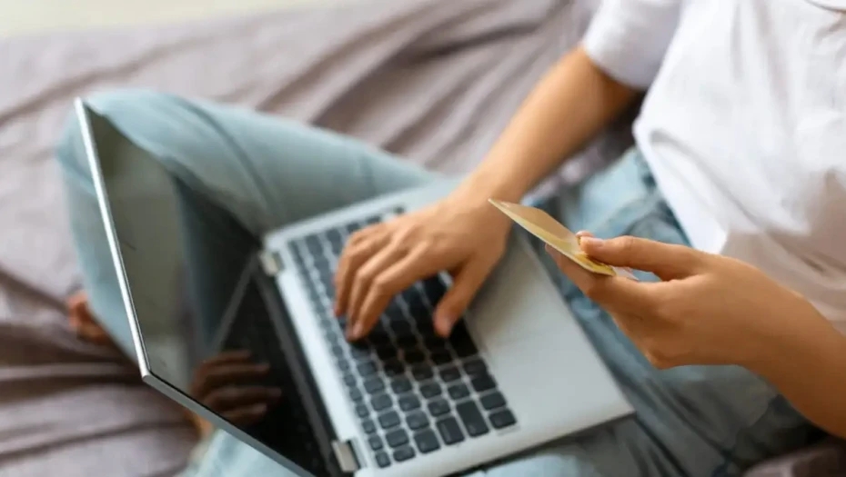 Ηλεκτρονικές πληρωμές: Πώς άλλαξαν την ελληνική οικονομία την τελευταία δεκαετία