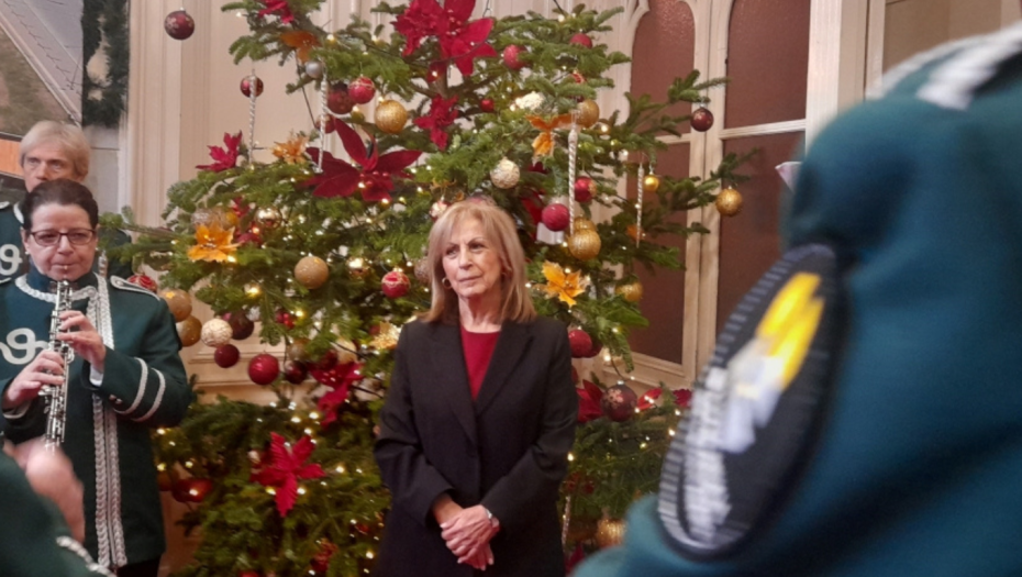 Παραδοσιακά κάλαντα θα ακούσει η Περιφερειάρχης Κεντρικής Μακεδονίας Αθηνά Αηδονά