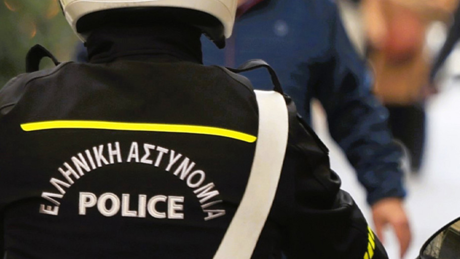 Εύβοια: Αστυνομικός συνελήφθη για ενδοικογενειακή βία κατά της συζύγου του