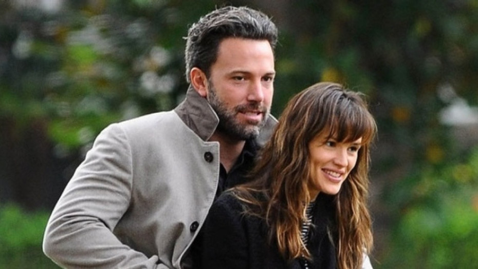 Τζένιφερ Γκάρνερ: Επέζησα... από την εμμονή του Μπεν Άφλεκ με τη Μπιγιονσέ και το Halo