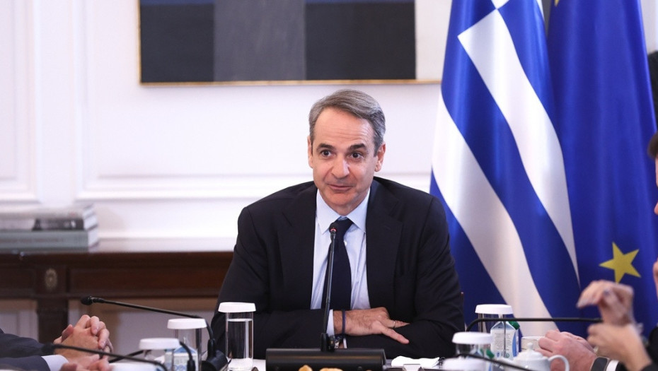 Μετά το άνοιγμα του …Τριωδίου άνοιξε η κουβέντα για την αναθεώρηση του Συντάγματος