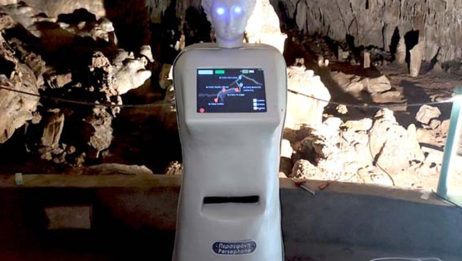 Ρομπότ-ξεναγός - Σπήλαιο Αλιστράτης Η «Περσεφόνη» απέκτησε νέα κεφαλή