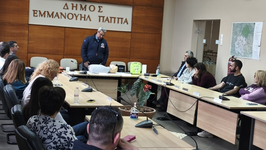 Σεμινάριο ΚΑΡΠΑ στο Δημαρχείο Εμμανουήλ Παππά