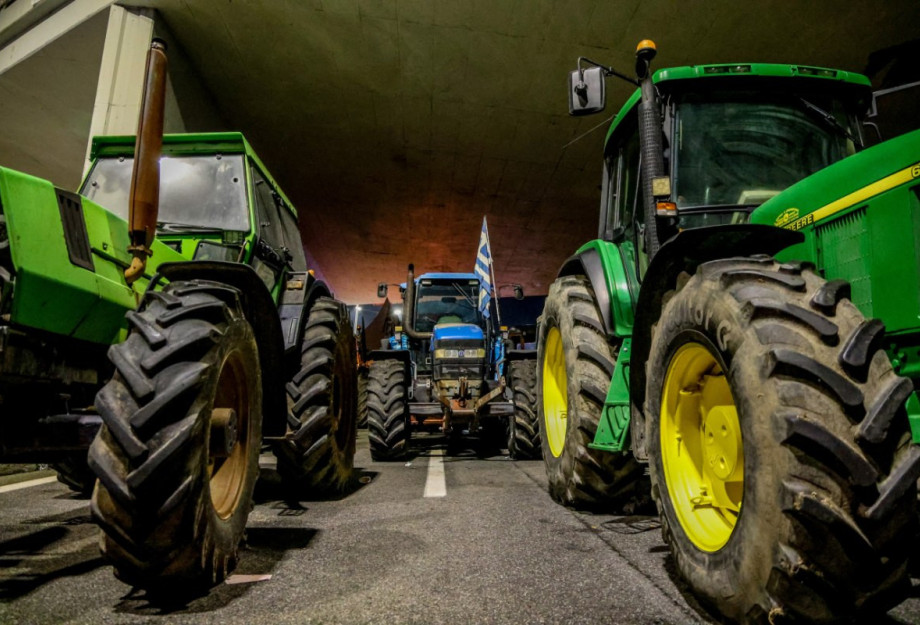 Ψίχουλα αυτά που δίνει η κυβέρνηση-9 Για αυτό συνεχίζουν τα μπλόκα