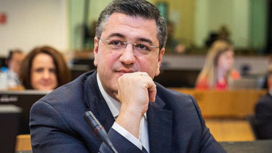 Απόστολος Τζιτζικώστας -Η εποχή της ανάπτυξης με κάθε κόστος’ στις αερομεταφορές έχει τελειώσει