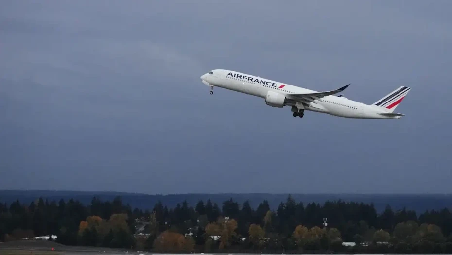 Γαλλία: Βρέφος πέθανε από ανακοπή σε πτήση με προορισμό το Παρίσι